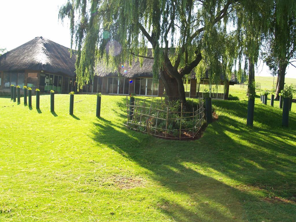 Elandskloof Trout Farm Guest House Dullstroom Exterior photo