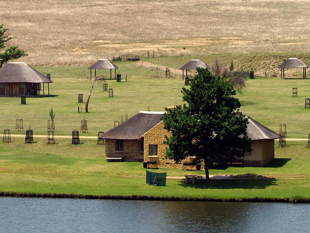 Elandskloof Trout Farm Guest House Dullstroom Exterior photo